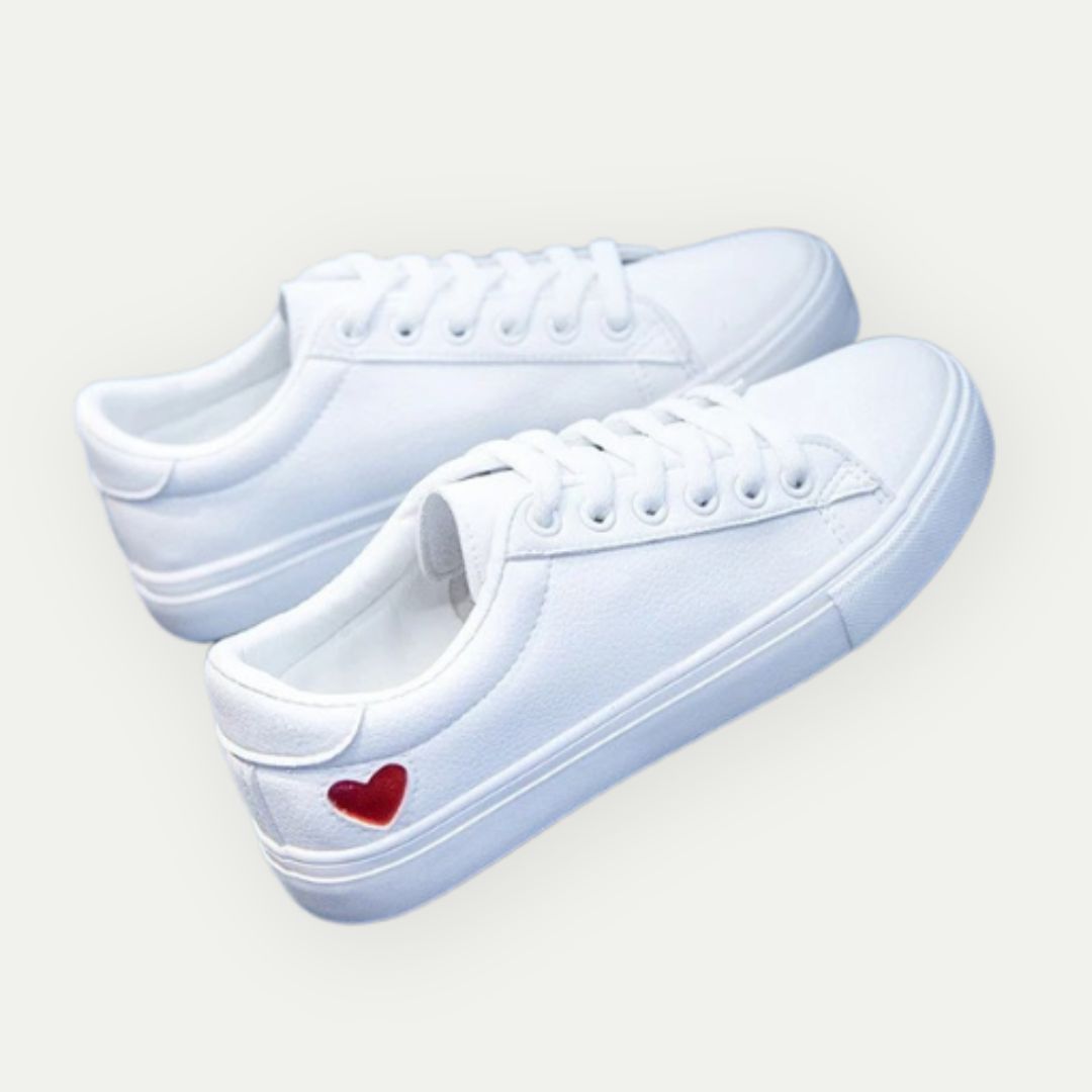 KUPID - Heart Accent Low-Top Sneakers