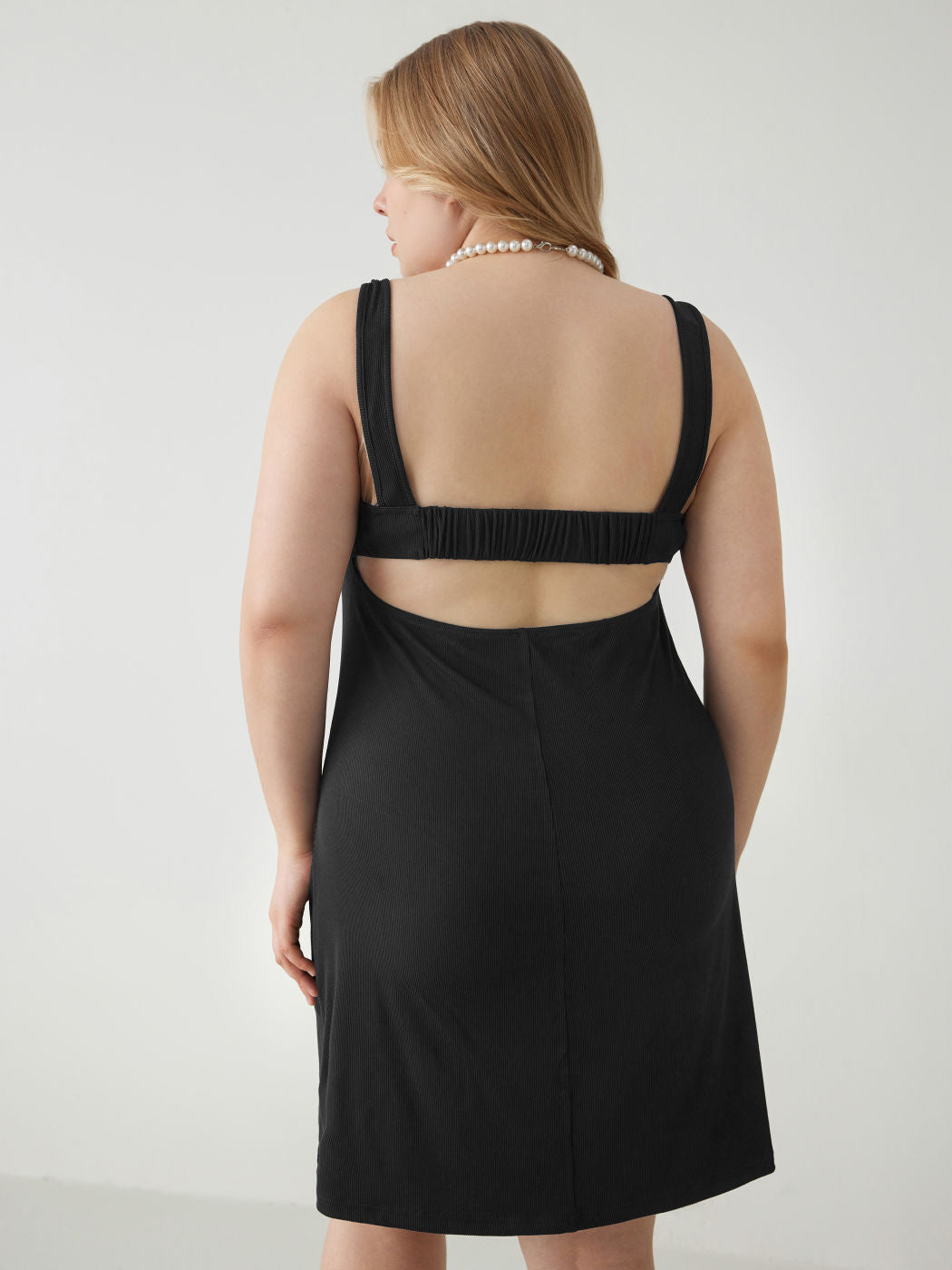 SHANI - Plus Size Black Dress