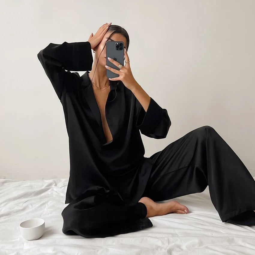 EFFEN - Silky Elegance Oversized Pajama Set