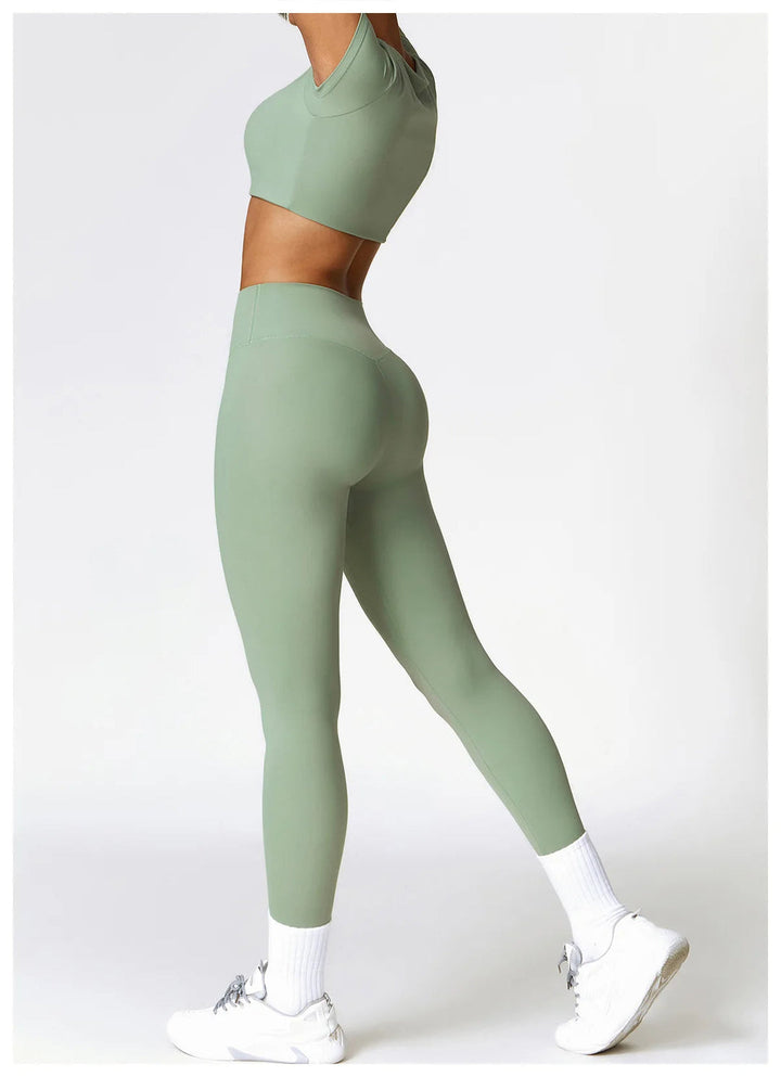 SPRT - Seamless Yoga Set With Crop Top