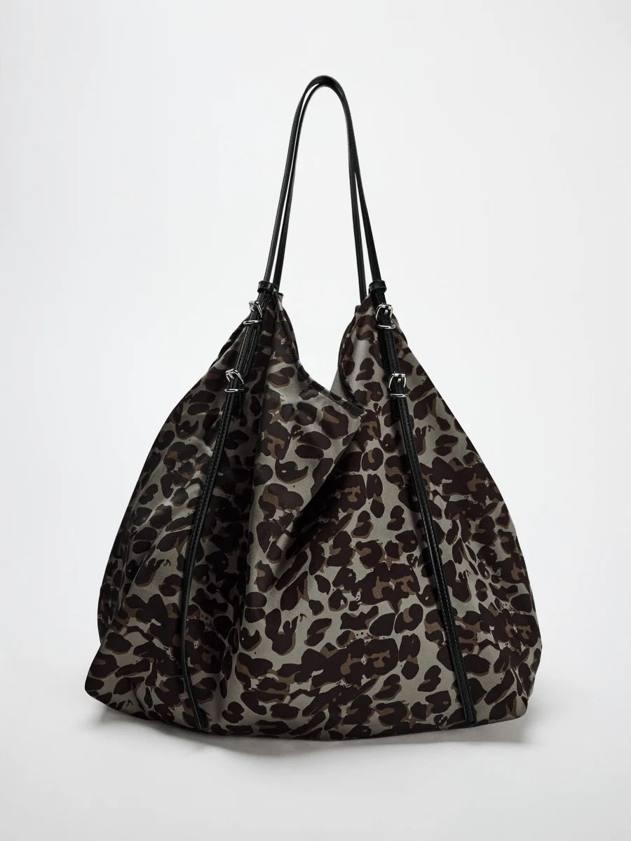 AMI - Leopard Print Tote Bag