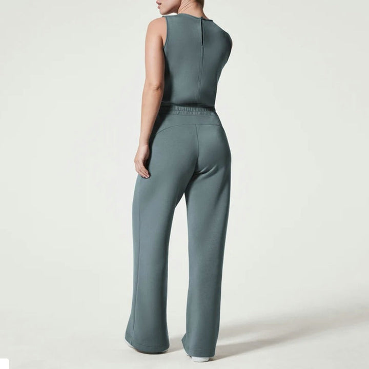 ISIDORE - Air Essentials Sleeveless Plain Jumpsuit